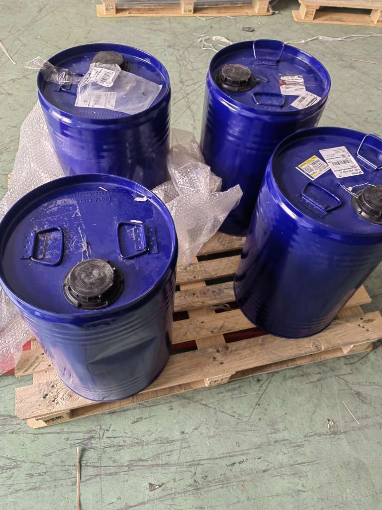 Poly(ethylene glycol) distearate CAS 9005-08-7